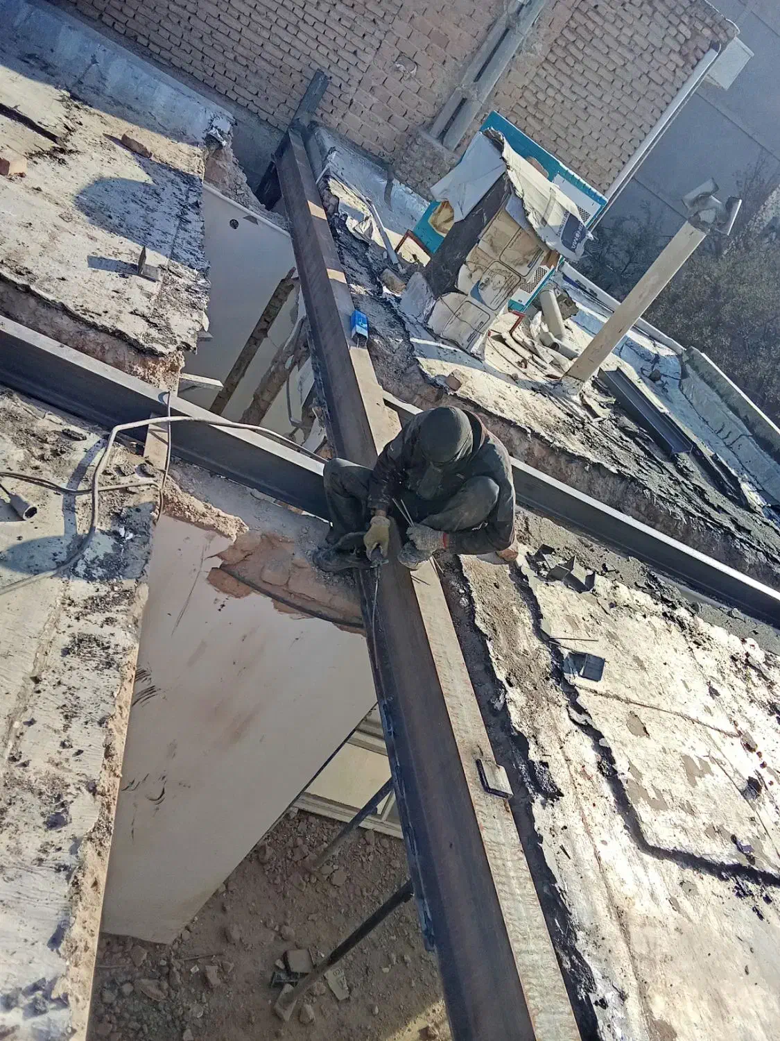 تخریب و باسازی|خدمات پیشه و مهارت|بیرجند, |دیوار