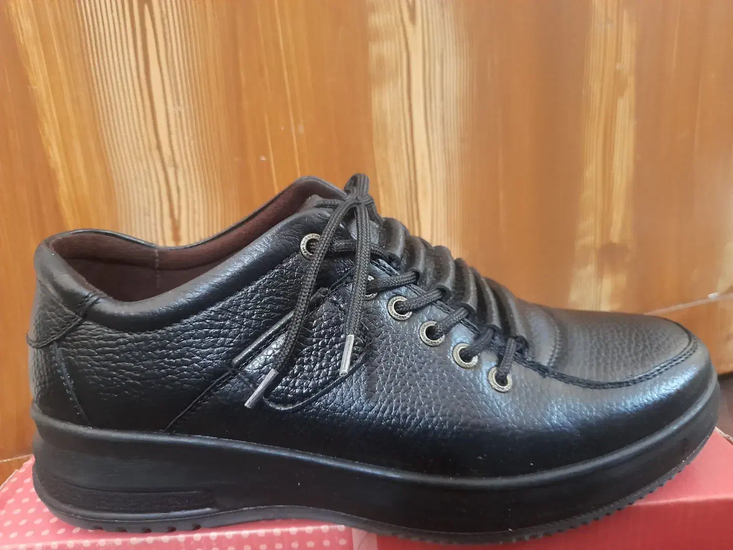 کفش چرم طرح اسپورت|کیف، کفش، کمربند|زرند, |دیوار