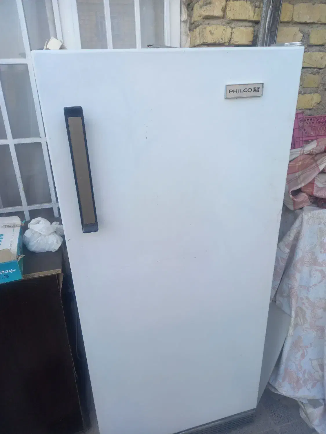 یخچال|یخچال و فریزر|شیراز, گل سرخ|دیوار