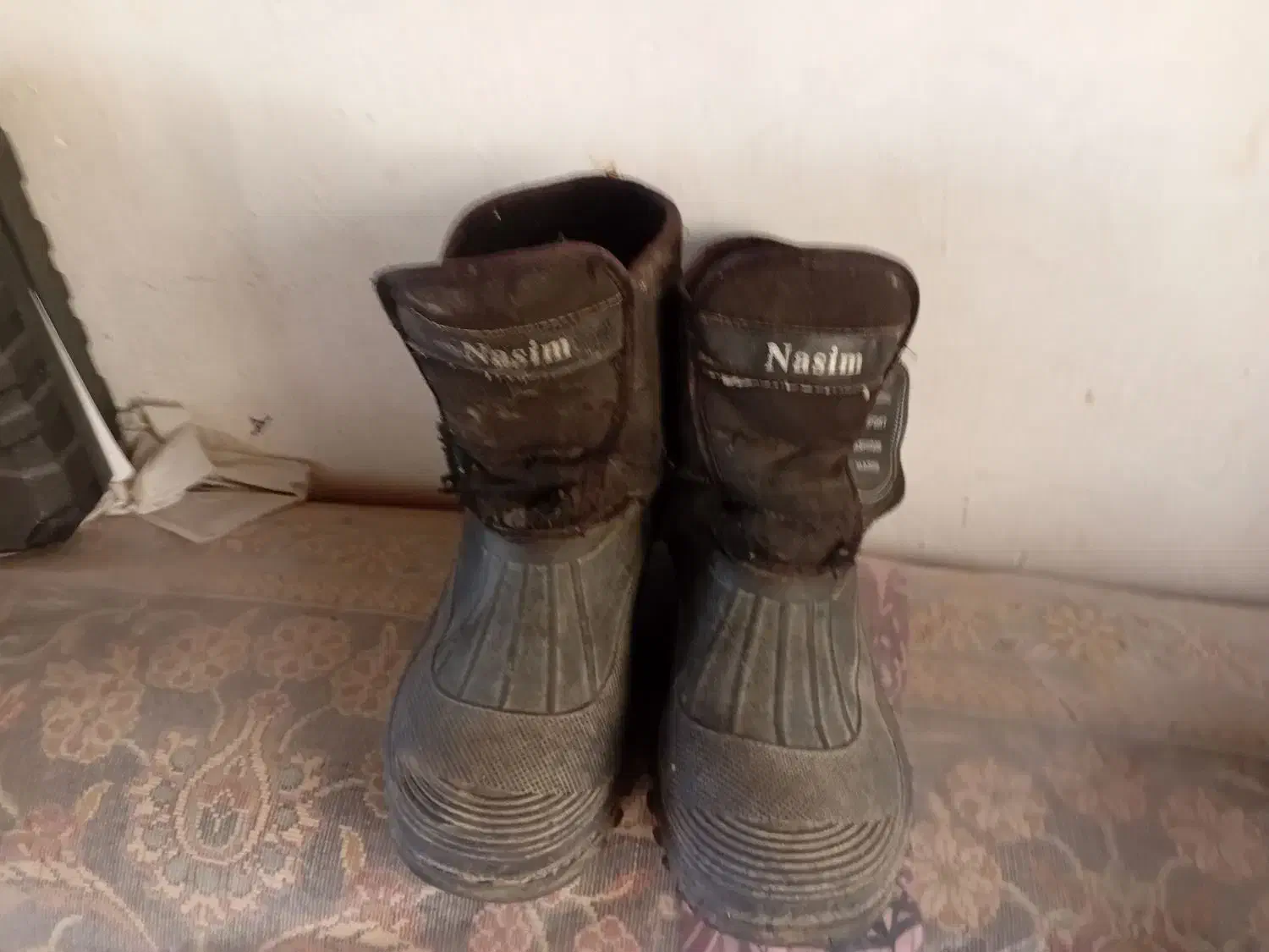 کفش سبک کار ضده آب قیمت مناسب|کیف، کفش، کمربند|ساری, |دیوار