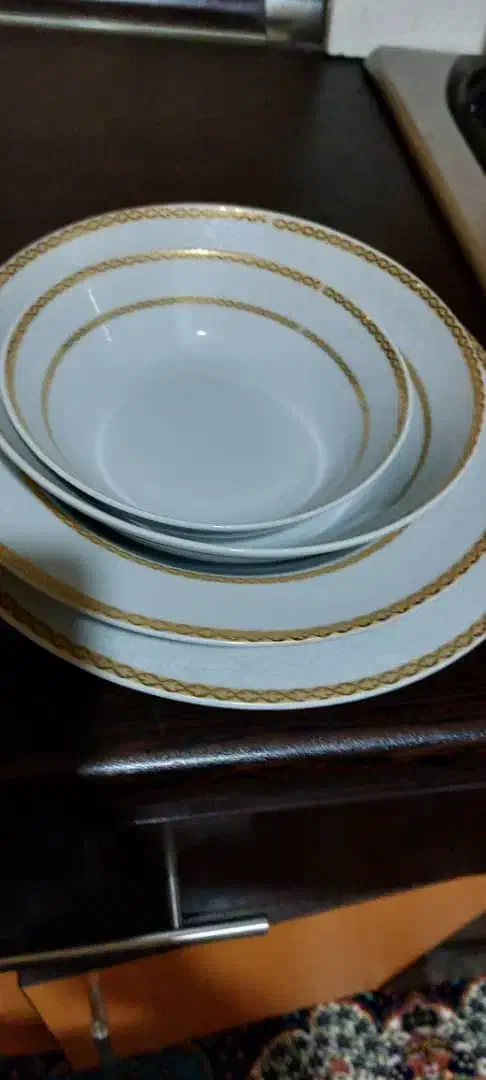 12نفره چینی اصل|ظروف سرو و پذیرایی|سنندج, |دیوار