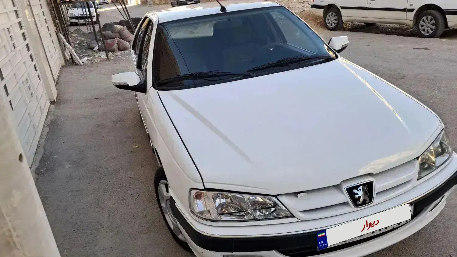 پژوپارس ۴۰۱ TU5 سفید۷۴۰۰۰تاکارکرد|خودرو سواری و وانت|فلاورجان, |دیوار