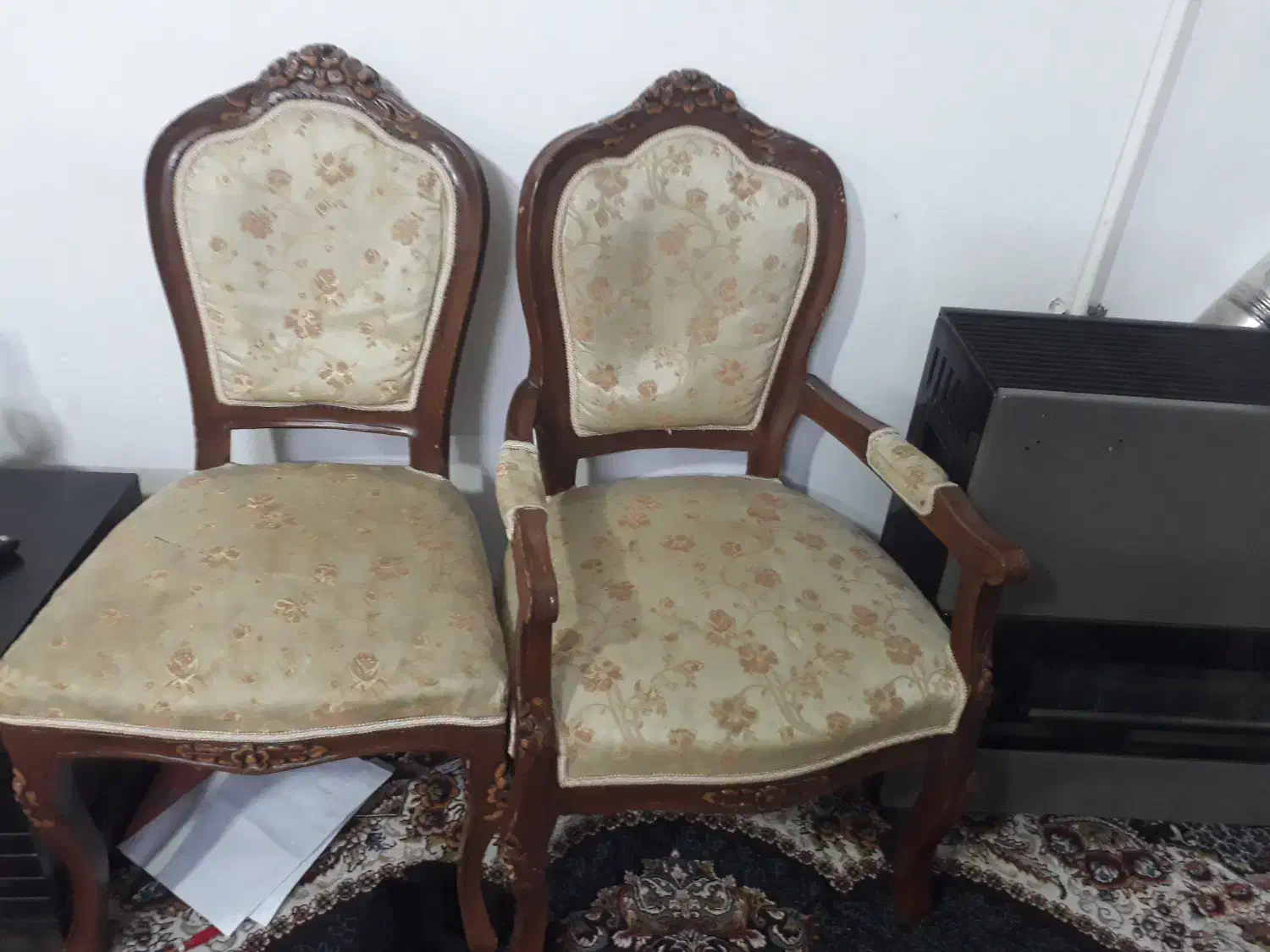 مبل ۹ نفره|مبلمان خانگی و میز عسلی|سبزوار, طبرسی (جعفرآباد)|دیوار