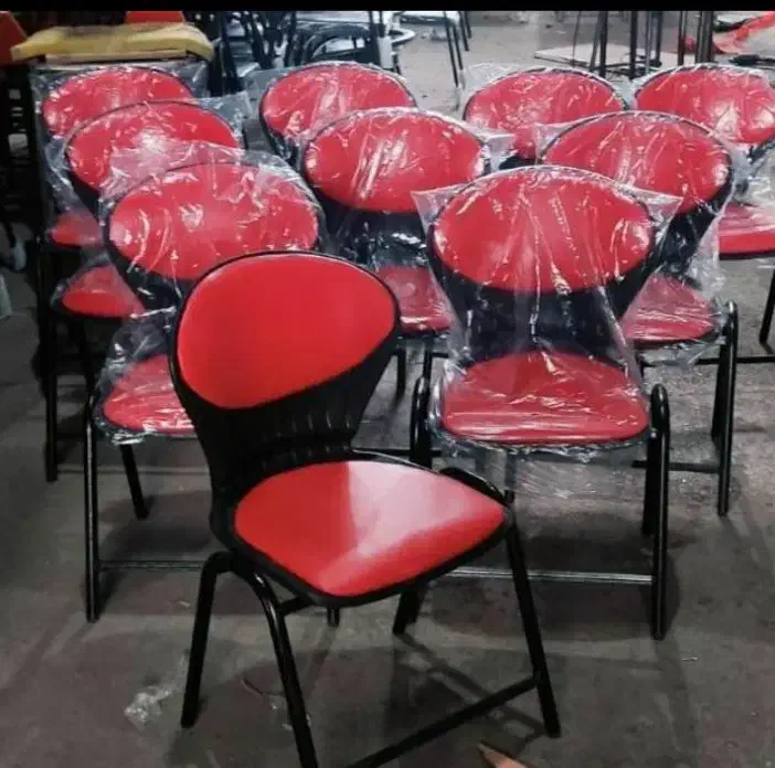 صندلی صدفی چهار پایه /دسته دار /دانش اموزی|مبلمان اداری|رشت, پیرکلاچای|دیوار