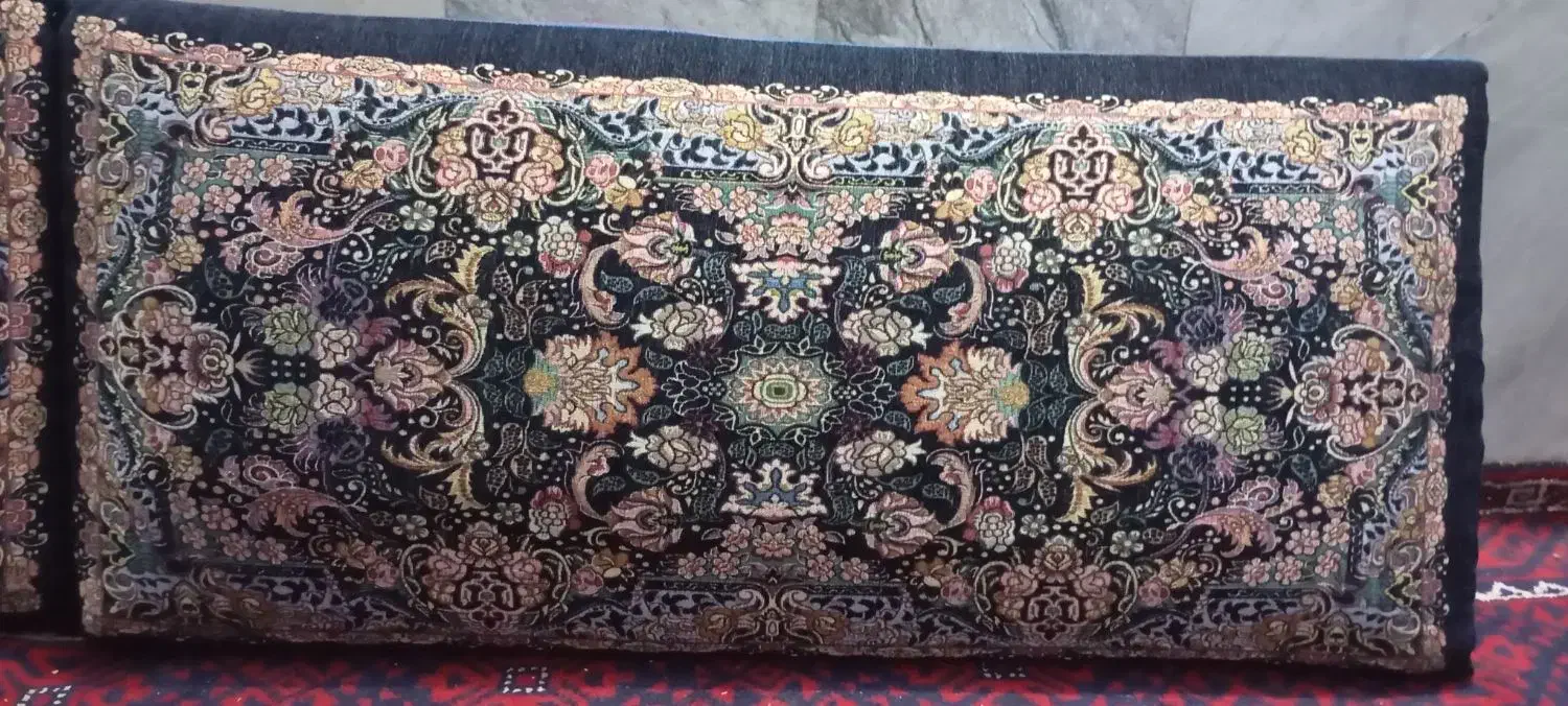 پشتی|پشتی|میامی, |دیوار