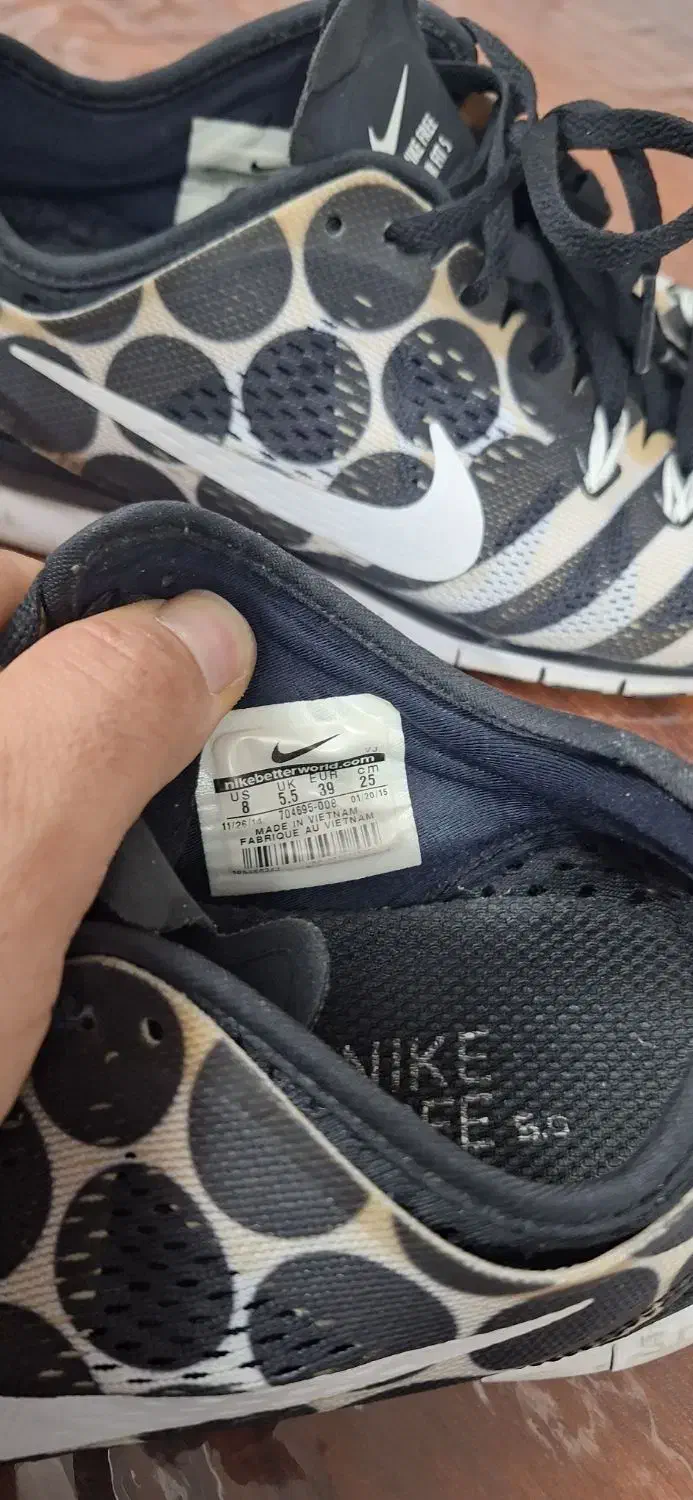 کتونی نایکی ارجینال|کیف، کفش، کمربند|قم, تولید دارو و یخچال|دیوار