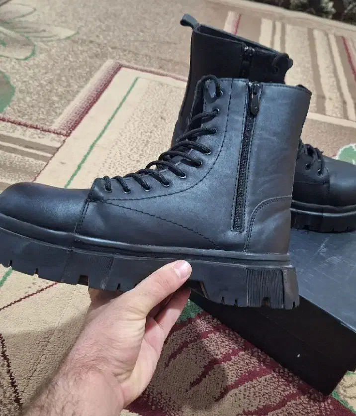 بوت برشکا در حد نو|کیف، کفش، کمربند|رامهرمز, |دیوار