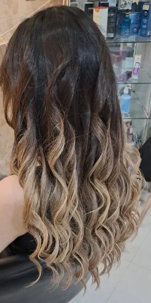 کلیه ی خدمات زیبایی بانوان|خدمات آرایشگری و زیبایی|مشهد, زمرد|دیوار