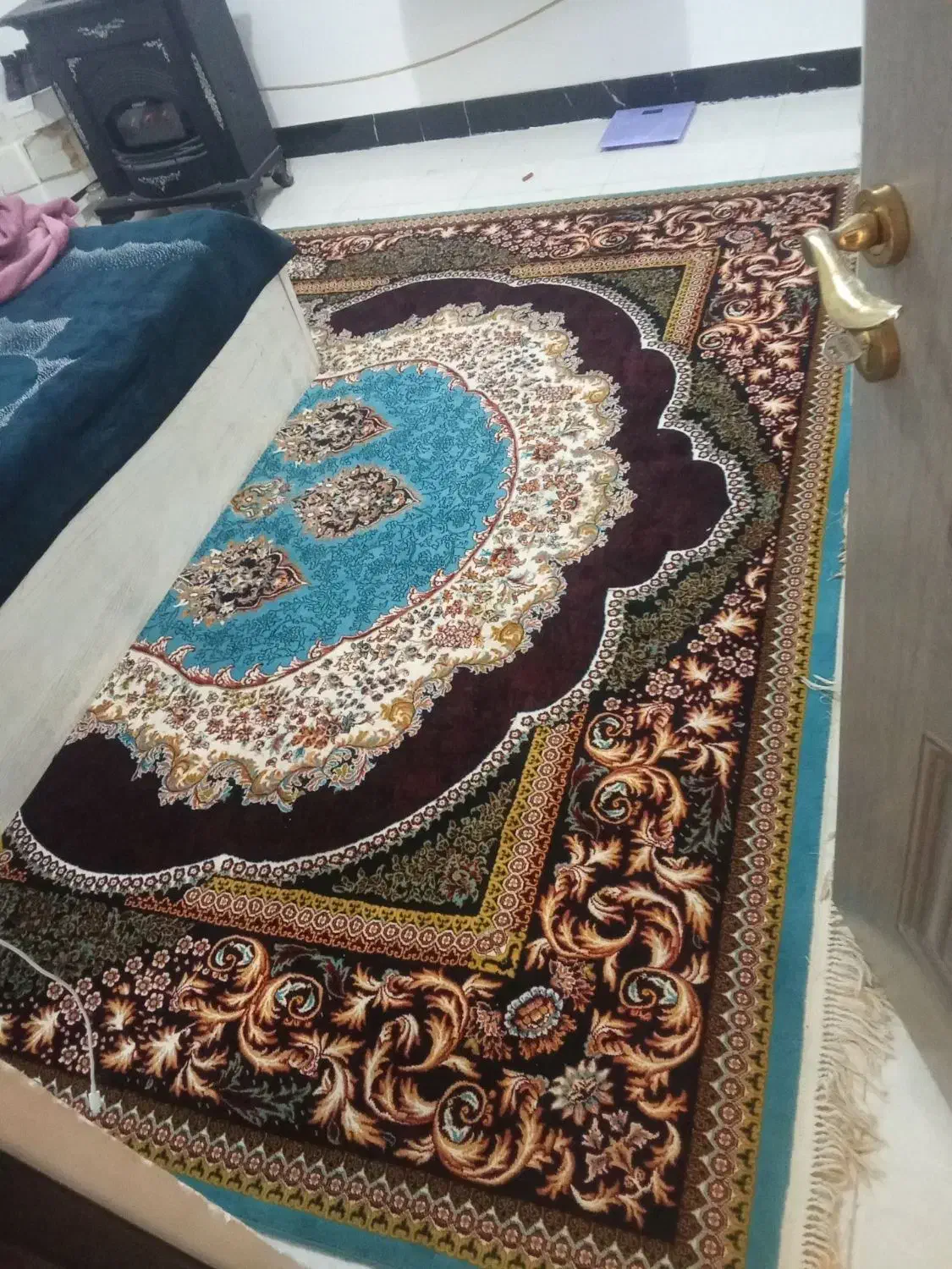 فرش جفت تمام نخ|فرش|میان جلگه, |دیوار