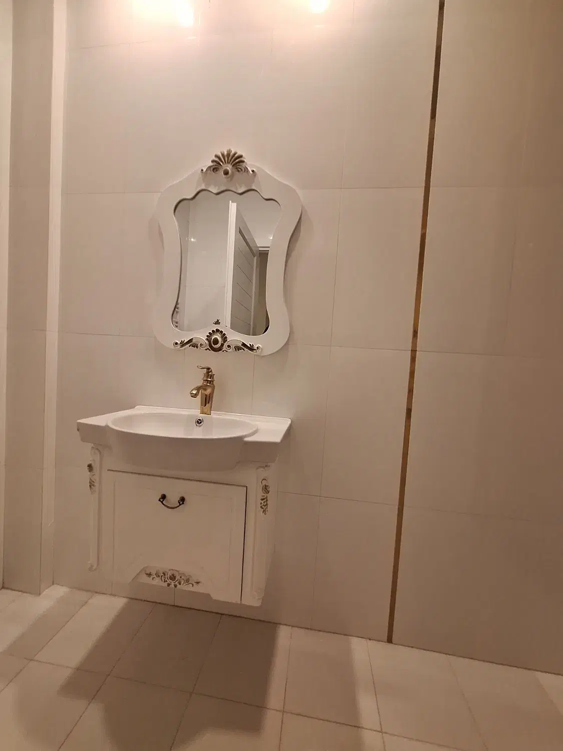 آپارتمان ۱۷۴ متری خوش نقشه در دروس