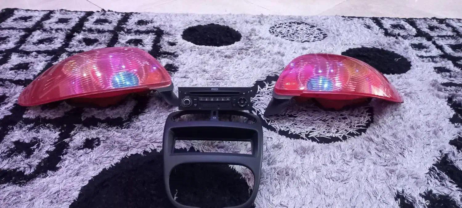 ضبط فابریک 206 همراه با یک جفت چراغ فابریک|قطعات یدکی و لوازم جانبی|تهران, شادمان|دیوار