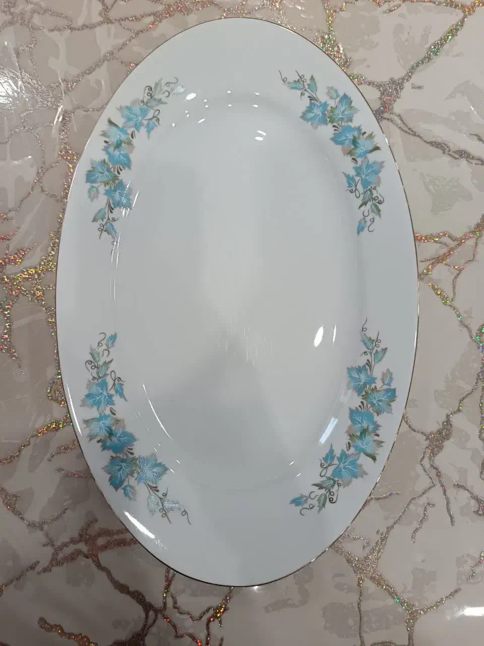 ظرف|ظروف سرو و پذیرایی|محمدشهر, کوی بهار|دیوار