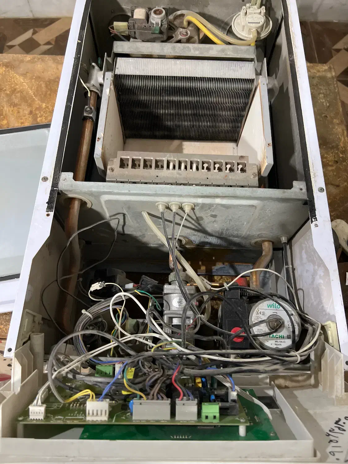 نمایندگی مجاز بوتان ابگرمکن پکیج|آبگرمکن، پکیج، شوفاژ|زاهدان, |دیوار