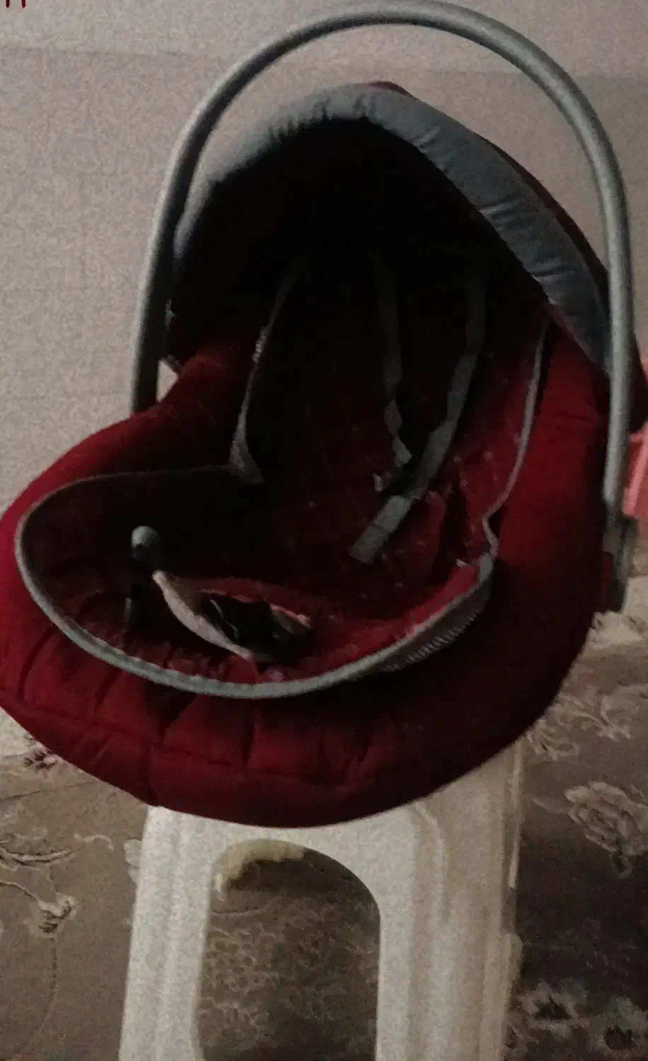 فروشی|مبلمان خانگی و میز عسلی|زارچ, |دیوار