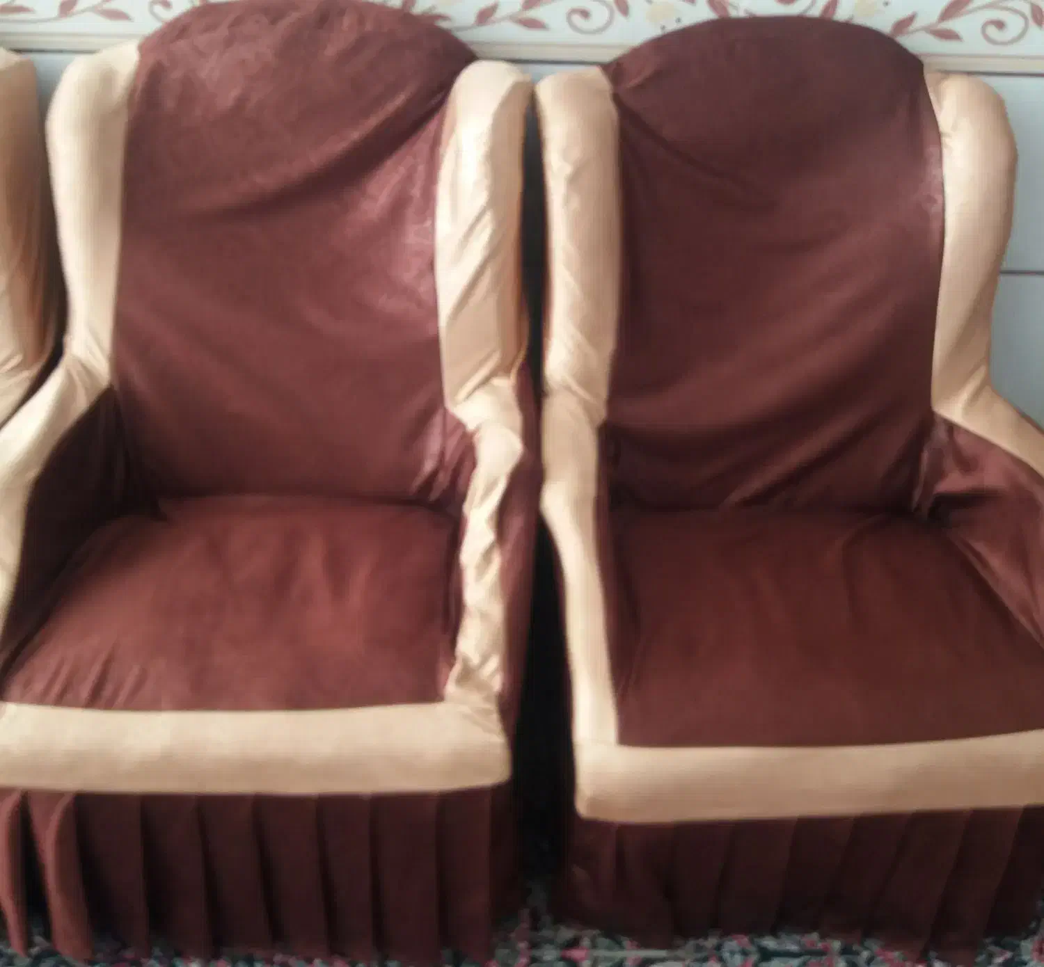 مبل ۷نفره ساده باکاور۷۰۰هزارتومان میفروشم.|مبلمان خانگی و میز عسلی|رفسنجان, |دیوار