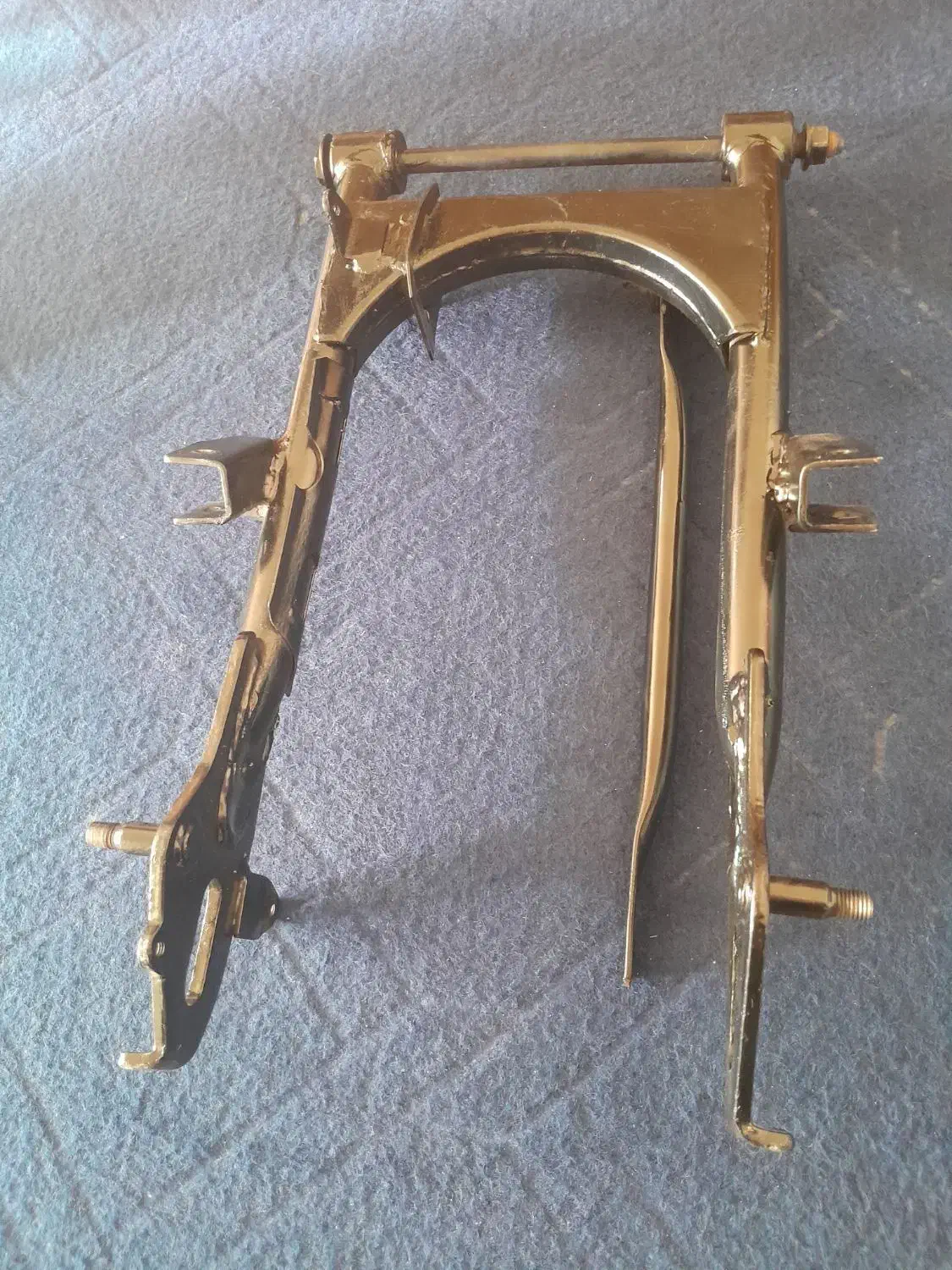 لوازم مصرفی هوندا ۱۲۵ آینه کلیک و ی جفت هدلایت|قطعات یدکی و لوازم جانبی|اصفهان, پوریای ولی|دیوار