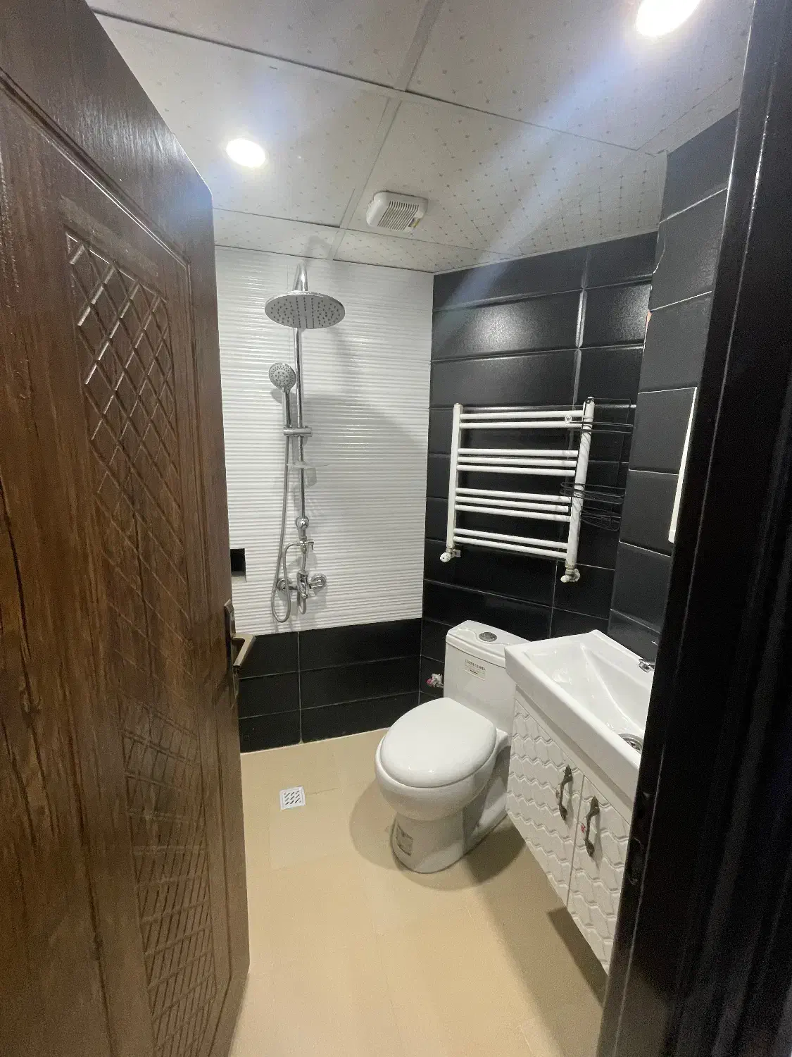 اجاره واحد نوساز ۱۲۰ متری پلاک اول دریا|اجارهٔ آپارتمان|سرخرود, |دیوار