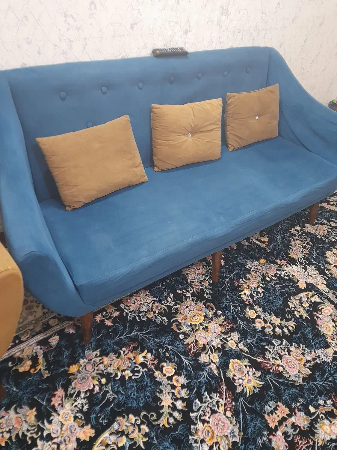 مبل راحتی کم جا|مبلمان خانگی و میز عسلی|شهریار, شهریار|دیوار