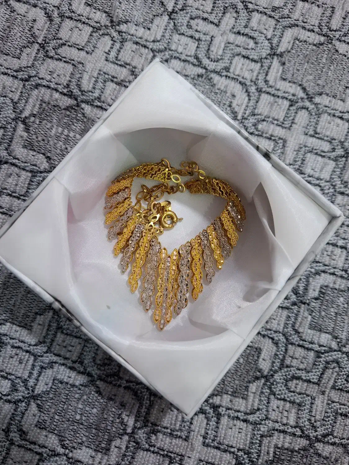 باسلام یک عدد گردن بند زیبا وخوشگل|جواهرات|قزوین, |دیوار