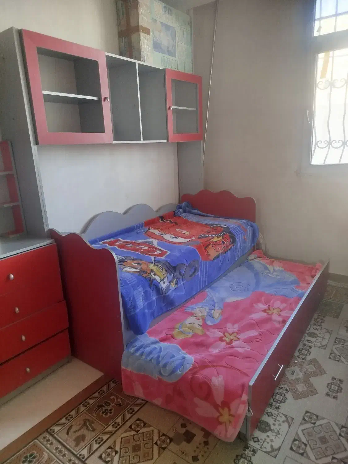 تخت دوقلو و دارو با تشک|تخت و سرویس خواب|بومهن, |دیوار