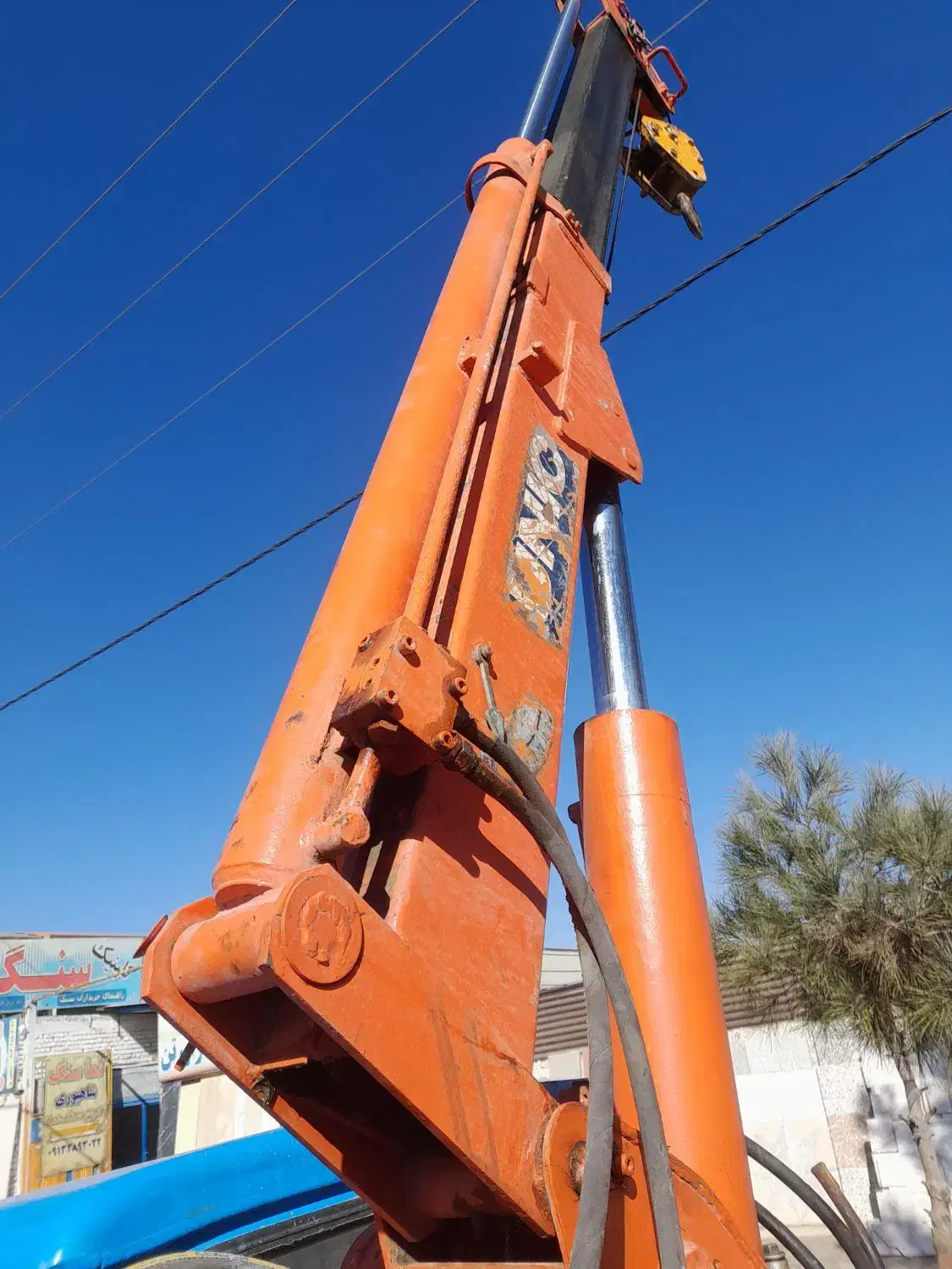 فروش دکل جرثقیل نیسان۱۲۰۰ در حال کار|قطعات یدکی و لوازم جانبی|نجفآباد, شیخ آباد|دیوار