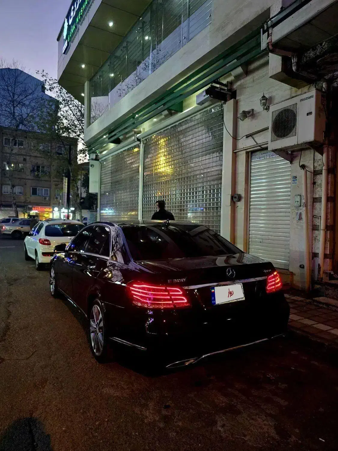 BENZ E300 4matic|خودرو سواری و وانت|رشت, حسین آباد|دیوار