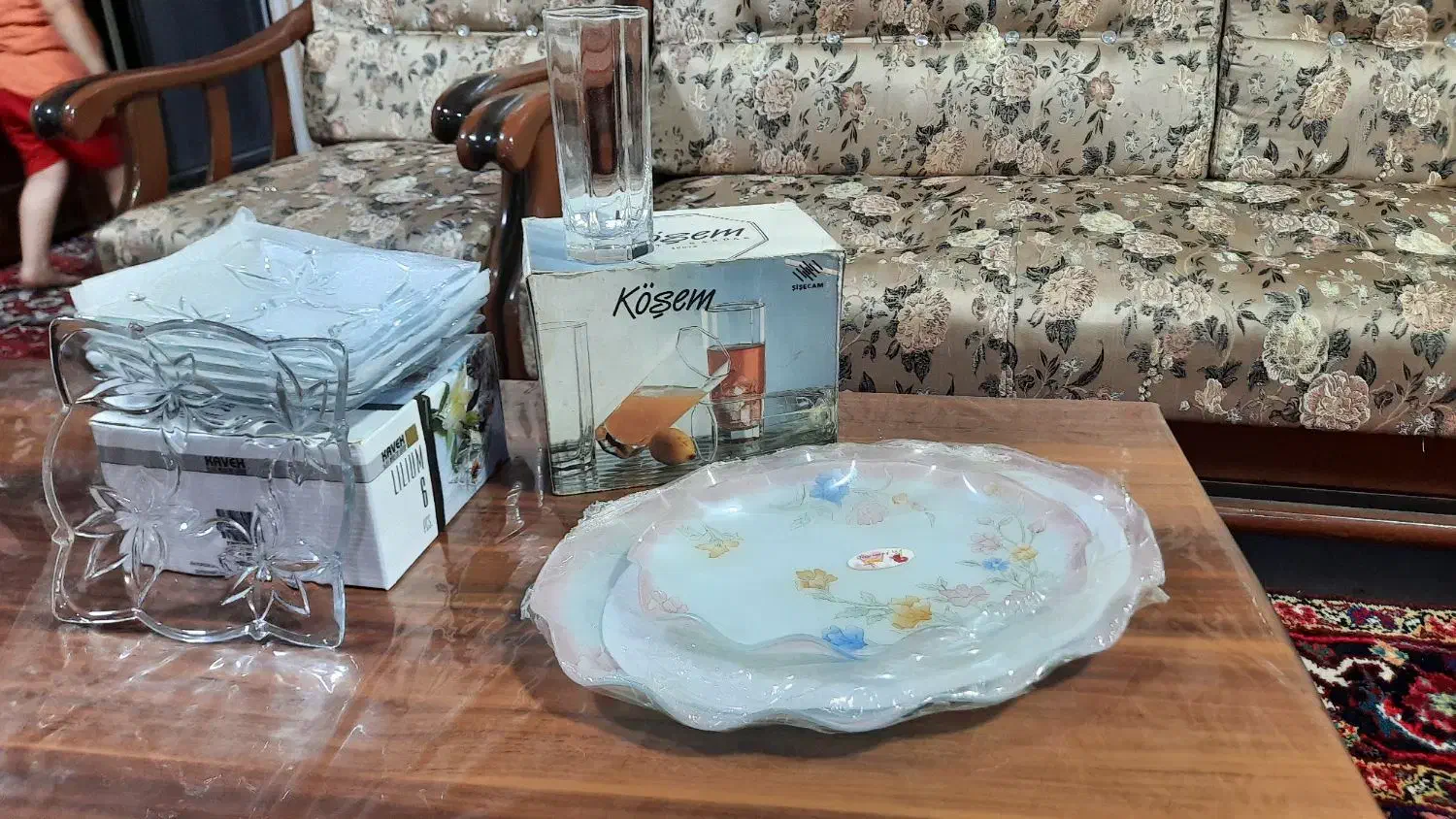 لوازم اشپزخانه|ظروف سرو و پذیرایی|تبریز, |دیوار