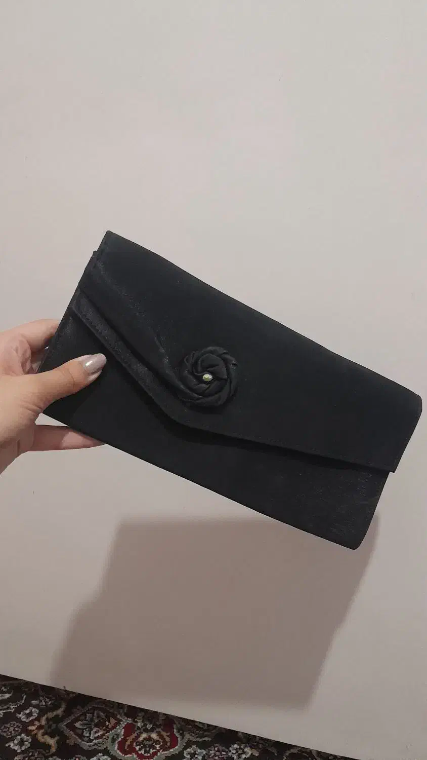 تعدادی وسایل،تلوزیون|تلویزیون و پروژکتور|خوی, |دیوار