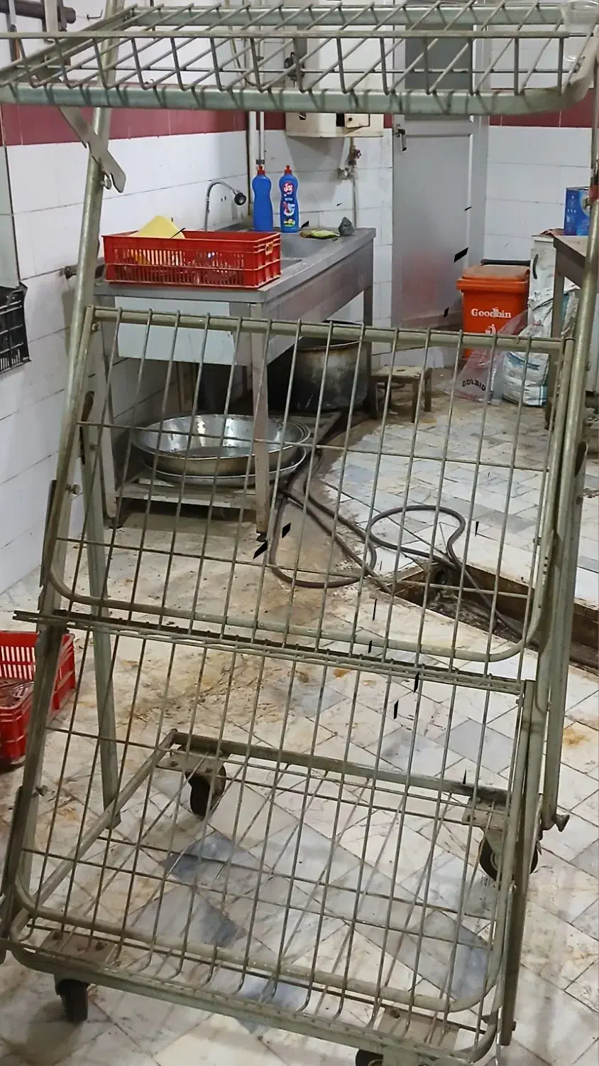 آبچکان استیل بزرگ ۳ طبقه|آب‌چکان و نظم‌دهنده ظروف|قم, شاه سید علی|دیوار