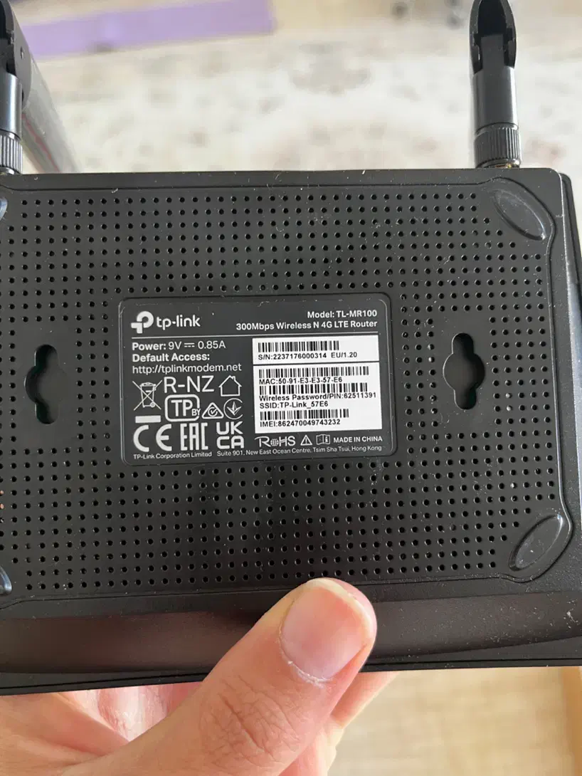 مودم همه نوع سیم کارت میخوره یک هفته استفاده کردم|مودم و تجهیزات شبکه|کرج, باغستان|دیوار