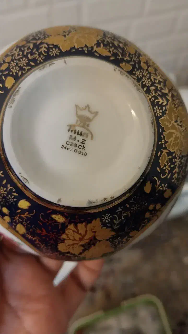 ظروف المانی|ظروف سرو و پذیرایی|تهران, تسلیحات|دیوار