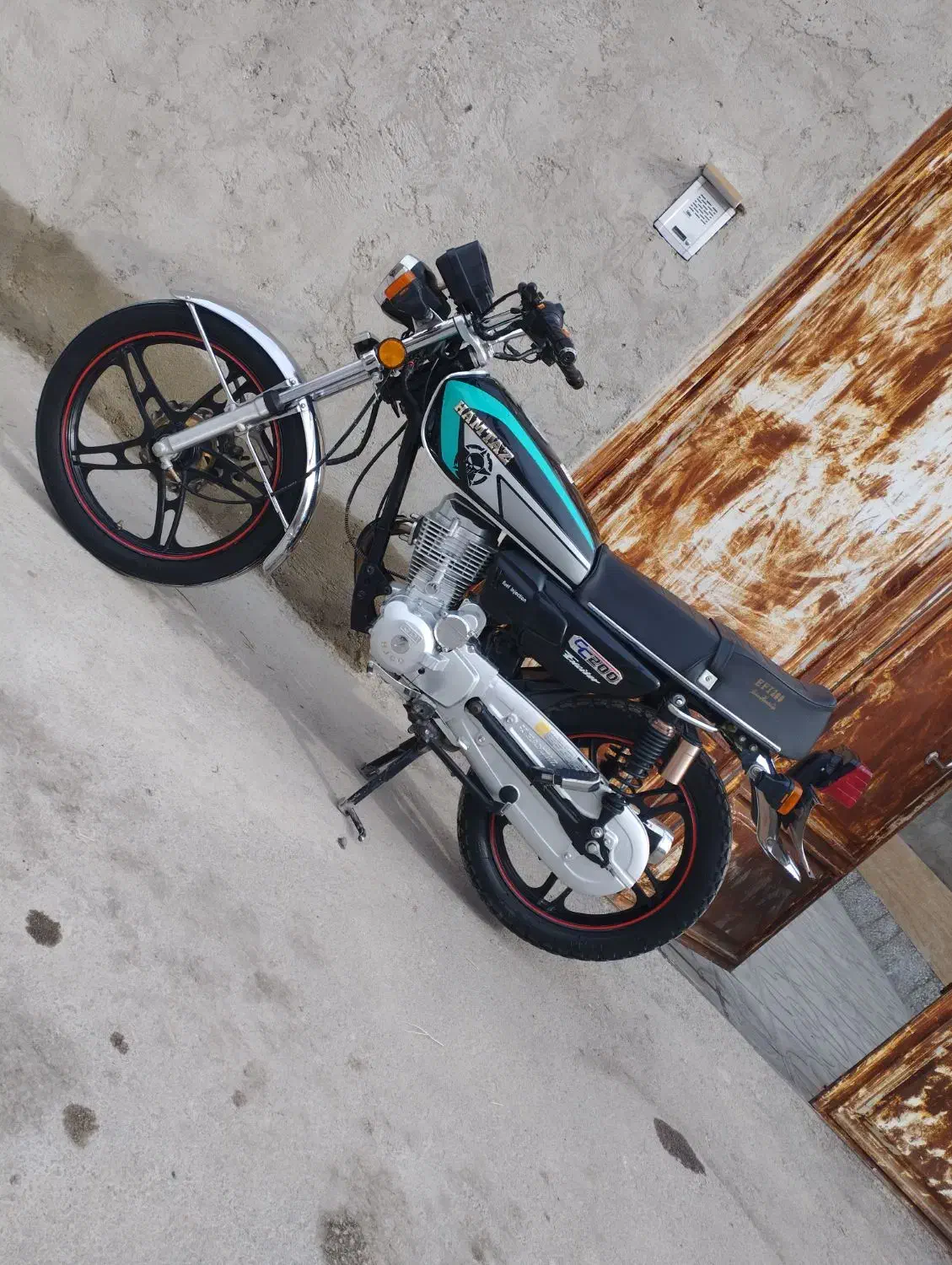 موتور 200 همتاز|موتورسیکلت|بناب, |دیوار