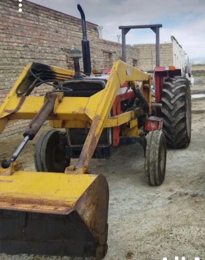 تراکتور 285 با بیل|قطعات یدکی و لوازم جانبی|نوشین شهر, |دیوار