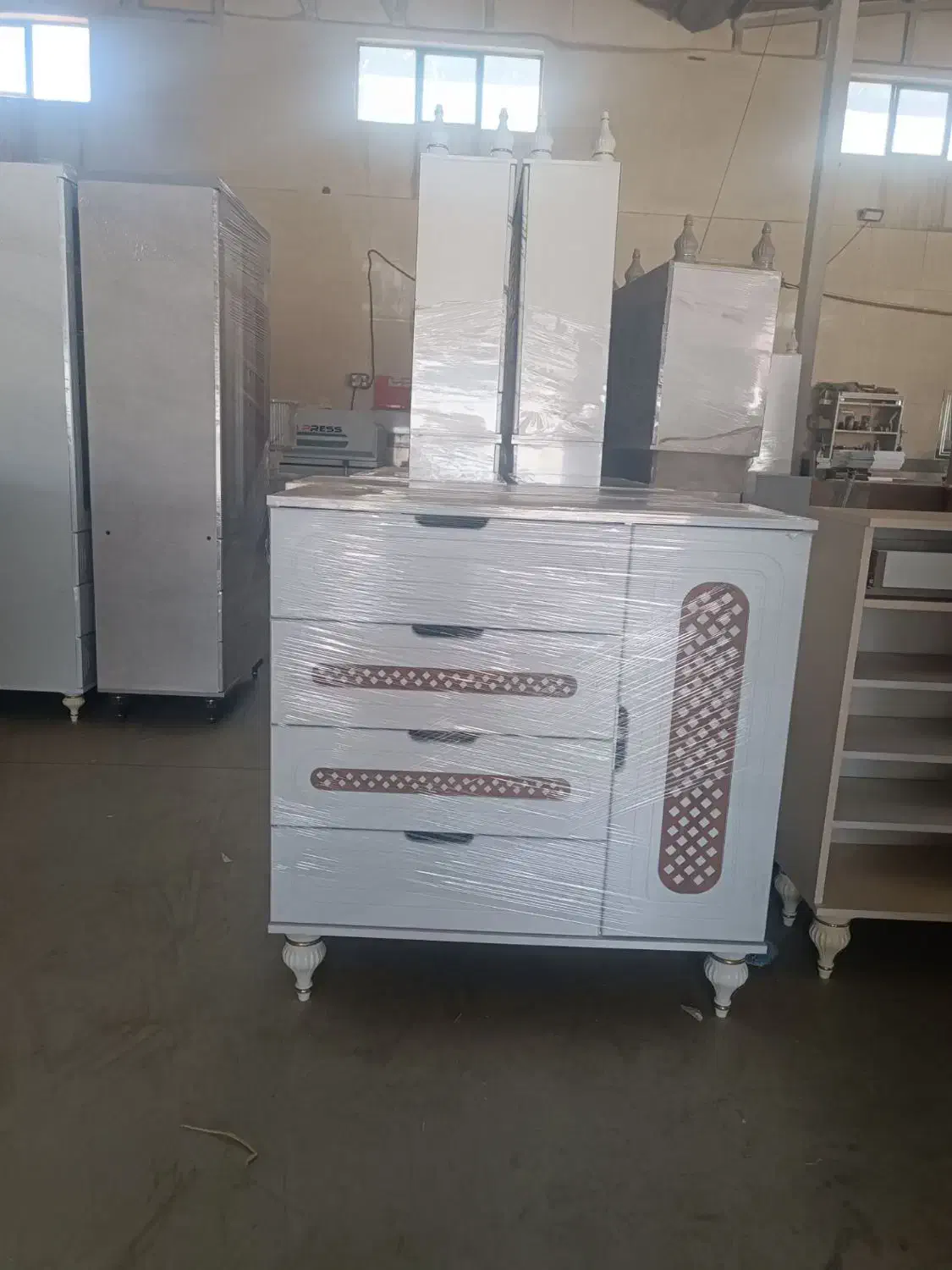 پخش انواع مصنوعات چوبی|جاکفشی، کمد، دراور|همدان, |دیوار