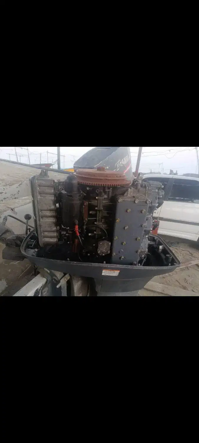 قایق ۸۵|قایق و سایر وسایل نقلیه|سیریک, |دیوار