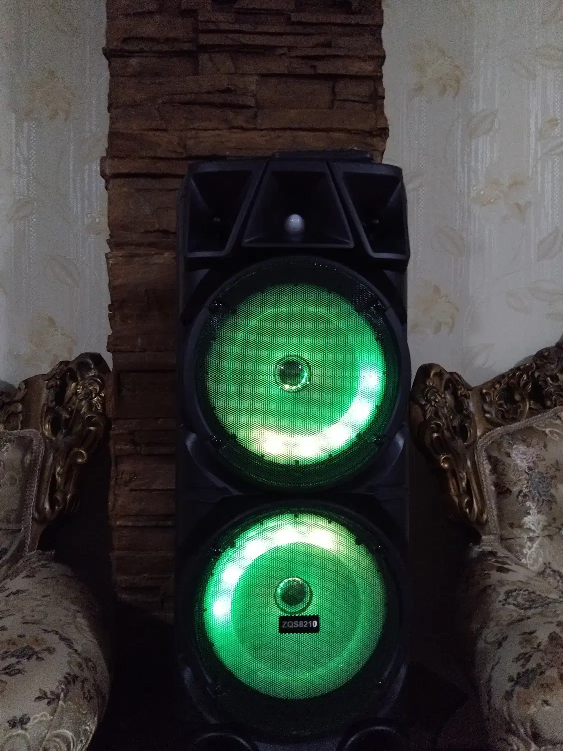 اسپیکر بلوتوثی میکرفن دار|پخش‌کننده همراه|گرگان, |دیوار