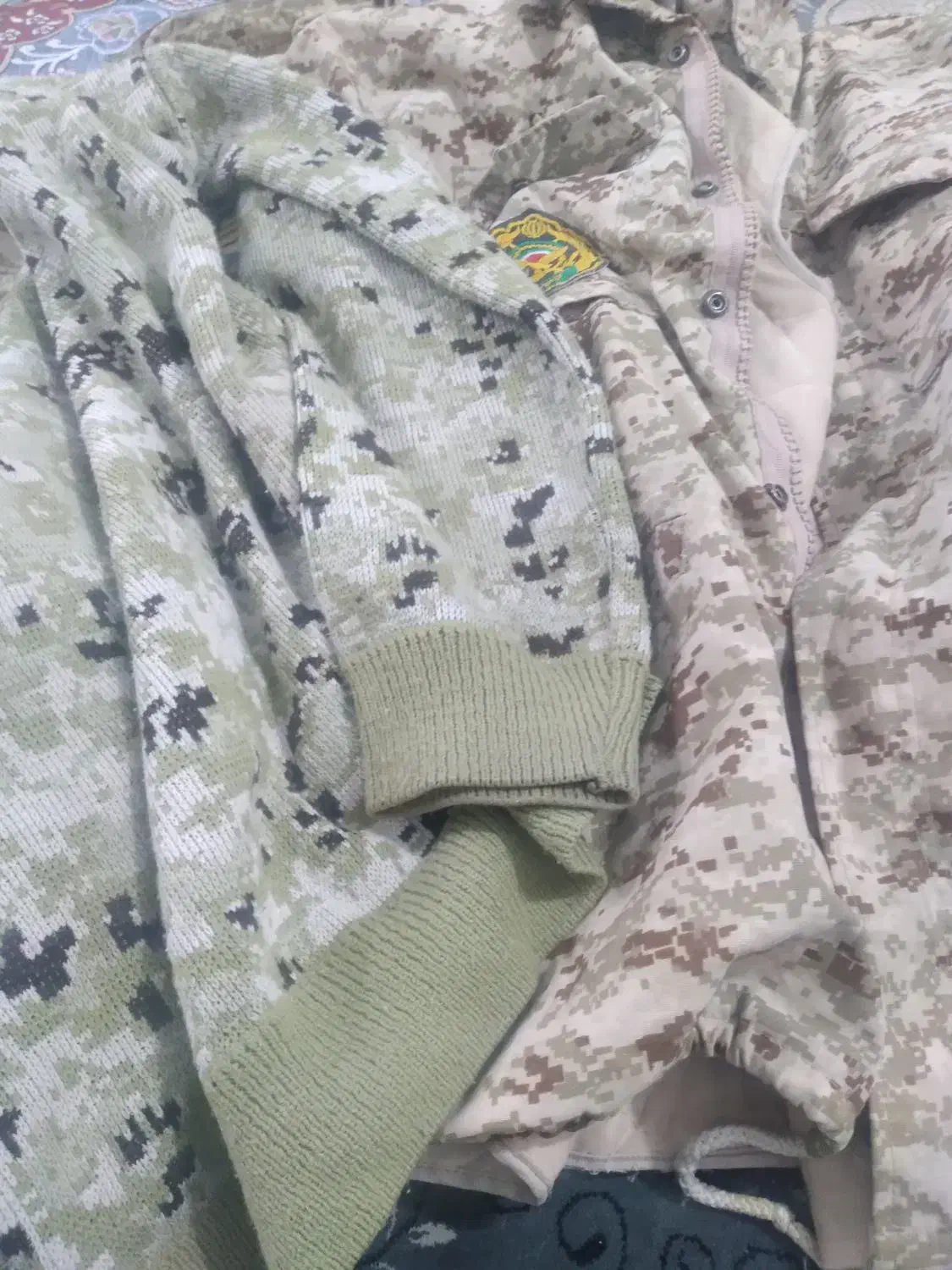 لباس|لباس|کرباسک, |دیوار