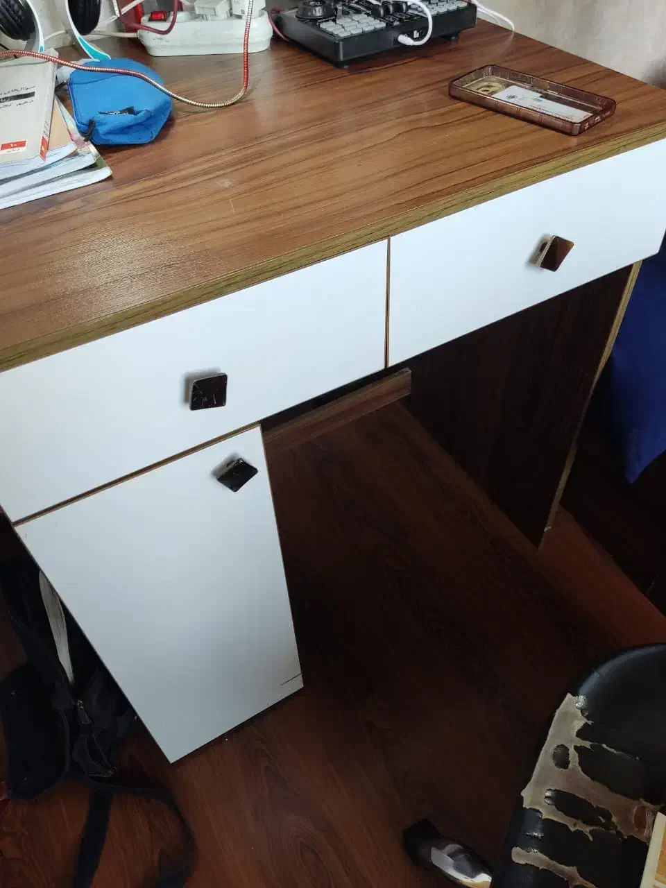 میز تحریر|تخت و سرویس خواب|کرج, ساماندهی|دیوار