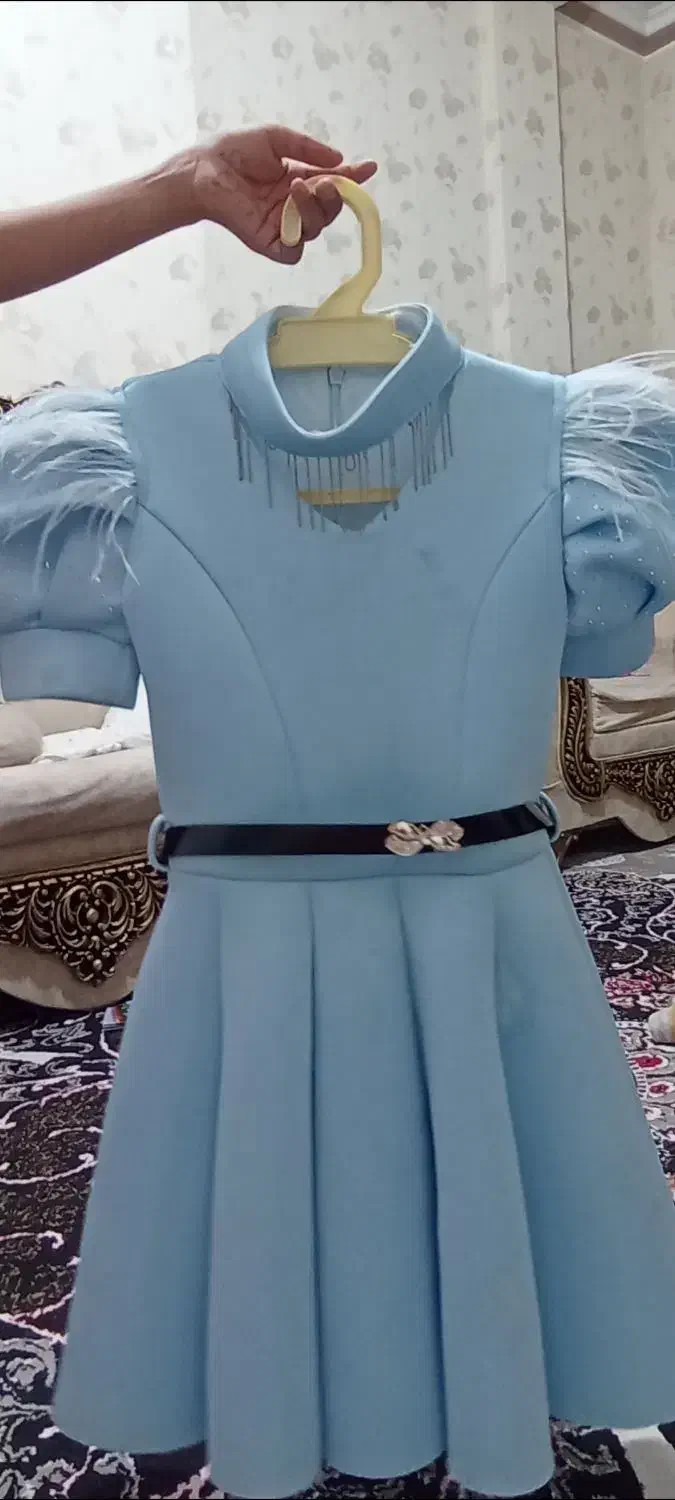 پیراهن مجلسی|لباس|گلبهار, شهر جدید گلبهار|دیوار