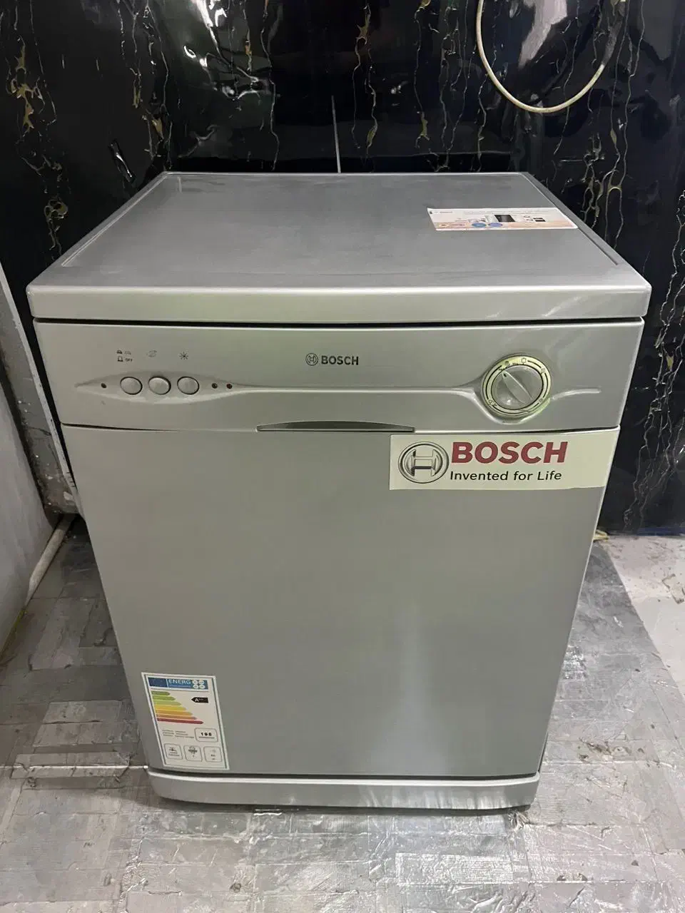 ظرفشویی بوش ۱۲ نفره سالم  و عالی|ماشین ظرفشویی|تهران, منیریه|دیوار