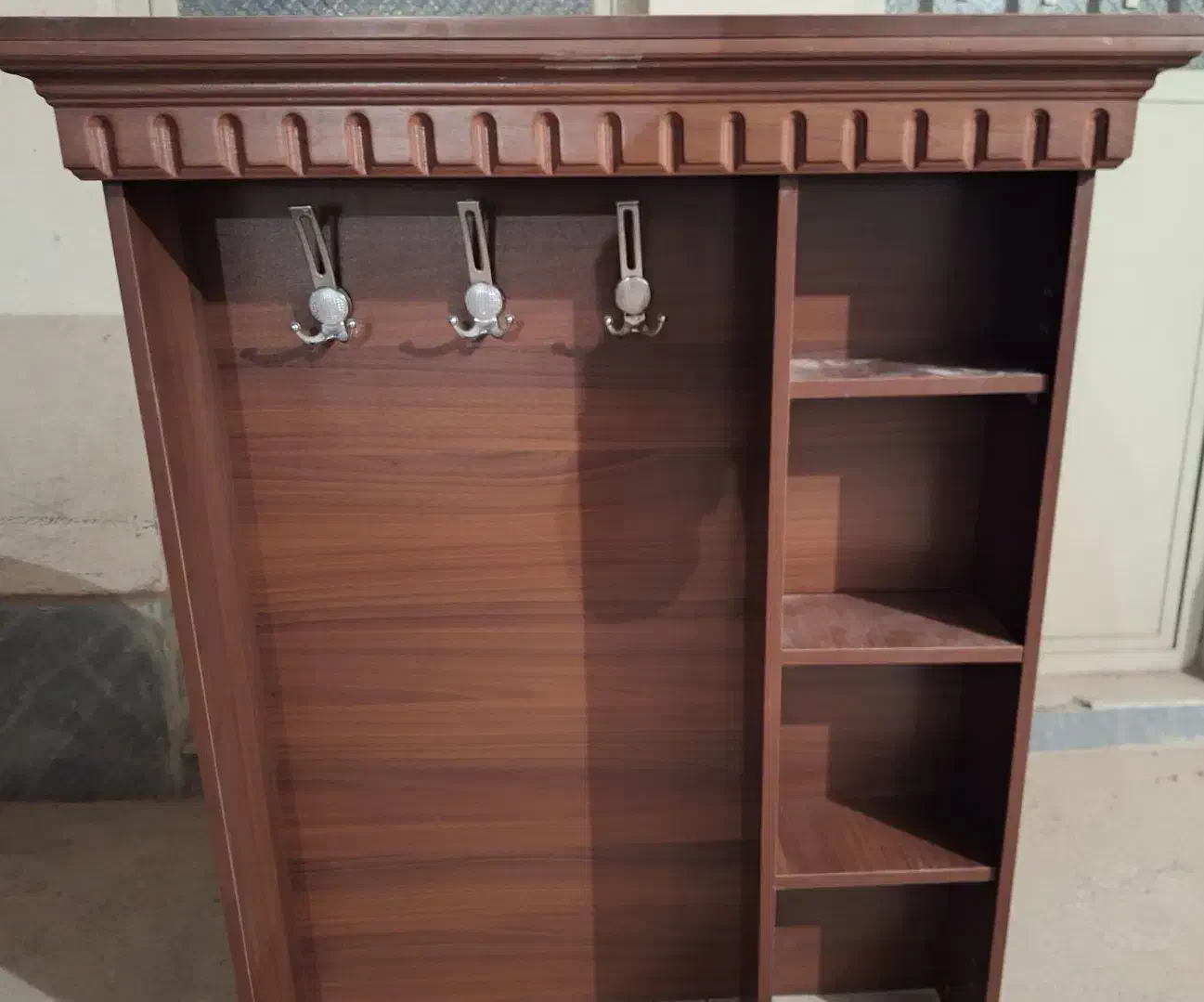 جالباسی دیواری۸۴x۱۱۲|جاکفشی، کمد، دراور|زاهدان, |دیوار