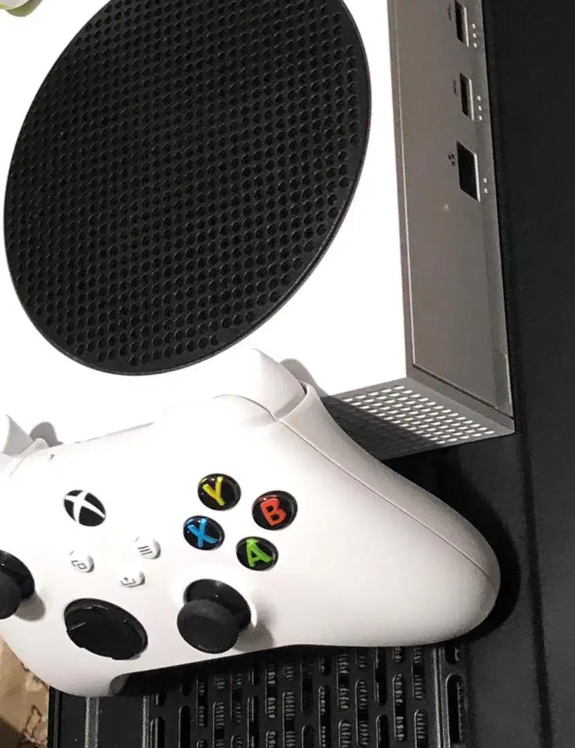 Xbox s series 512 gigabit ایکس باکس سری اس ۵۱۲ گیگ|کنسول، بازی ویدئویی و آنلاین|ورامین, شهرک فجر|دیوار