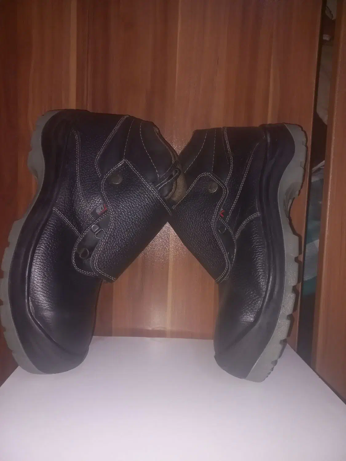 کفش ایمنی|کیف، کفش، کمربند|شاهین‌شهر, شهرک میلاد|دیوار