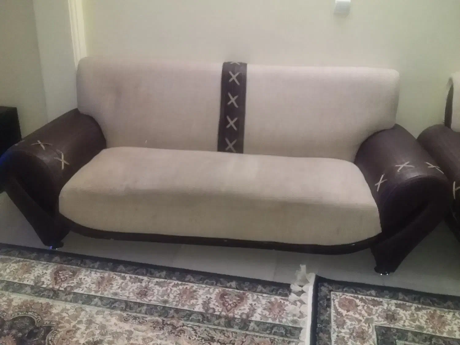 مبل راحتی هفت نفره|مبلمان خانگی و میز عسلی|بومهن, |دیوار