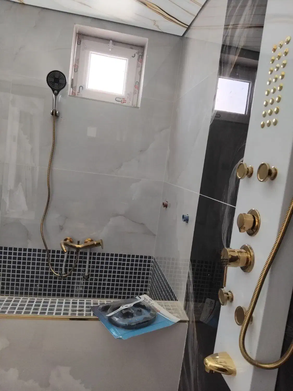 نصب و تعمیر رادیاتور و شیرآلات پمپ آب و لوله کشی|خدمات پیشه و مهارت|تبریز, |دیوار