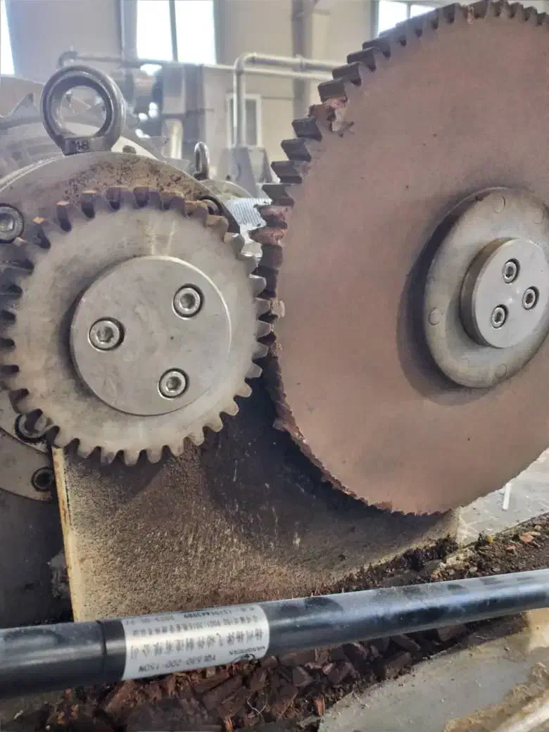 استخدام کارگر تراشکاری با حقوق مکفی|استخدام صنعتی، فنی، مهندسی|پاکدشت, خاتون آباد|دیوار