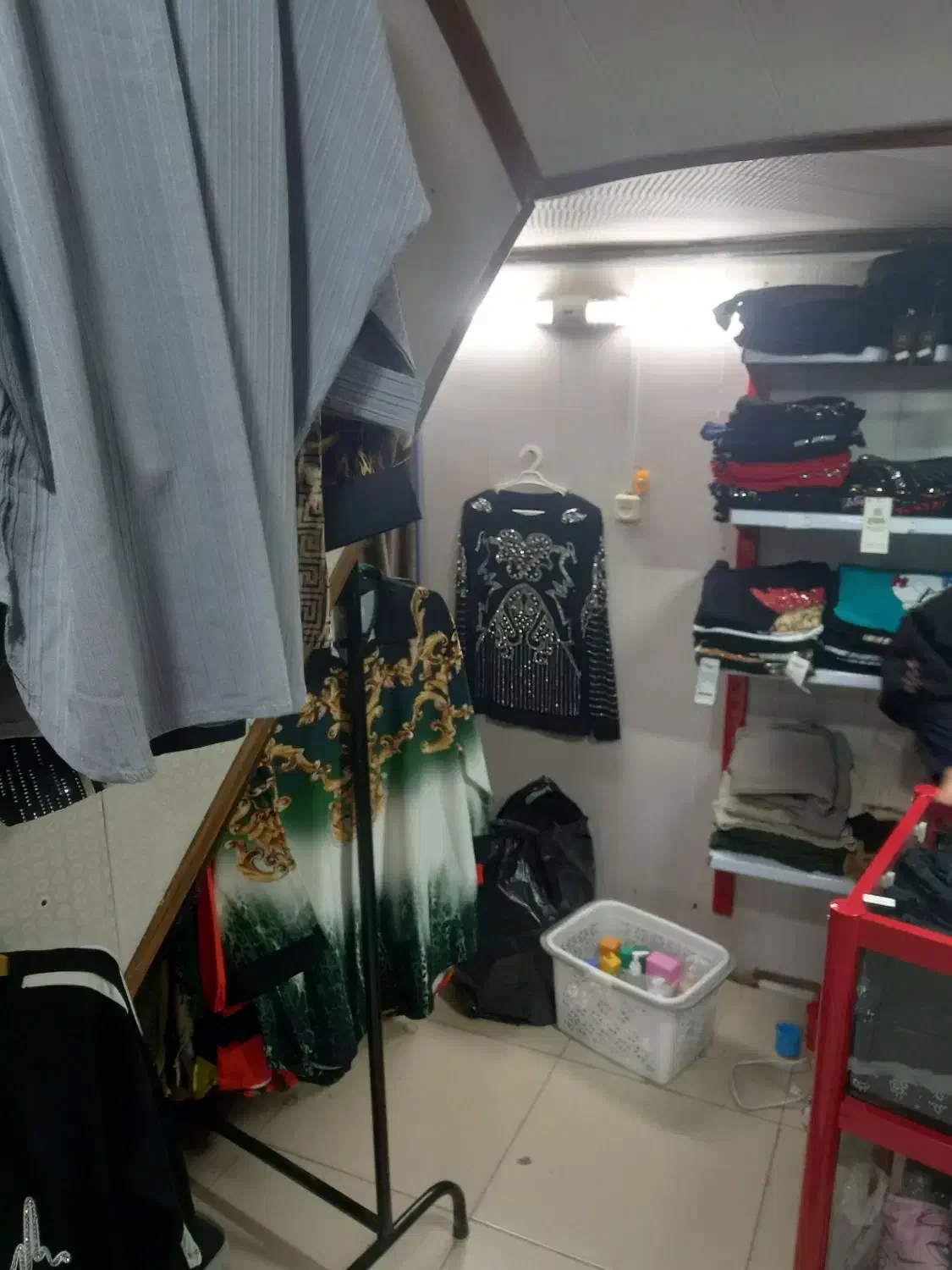 اجاره مغازه|اجارهٔ مغازه و غرفه|خمین, |دیوار