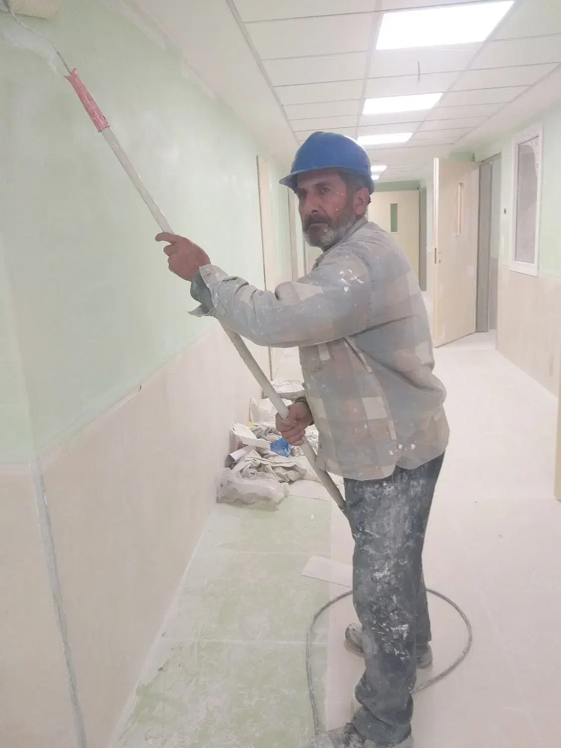 نقاشی ساختمان پذیرفته میشود|خدمات پیشه و مهارت|شیراز, دلگشا|دیوار