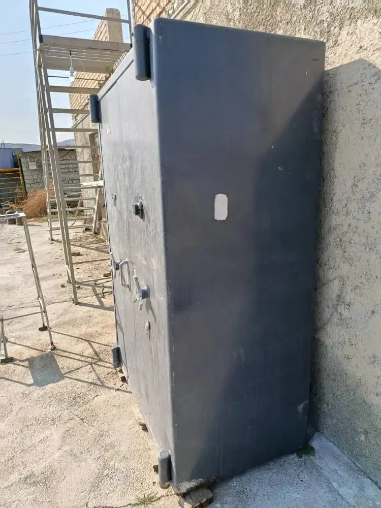 گاوصندوق|ابزارآلات|نقده, |دیوار