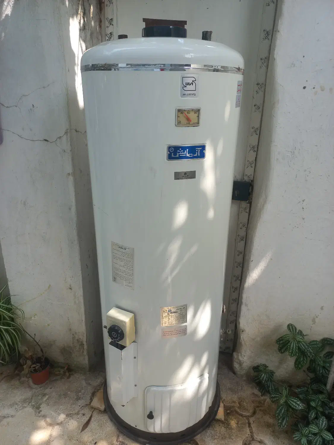 آبگرمکن گازی ایستاده|آبگرمکن، پکیج، شوفاژ|صومعه‌سرا, |دیوار